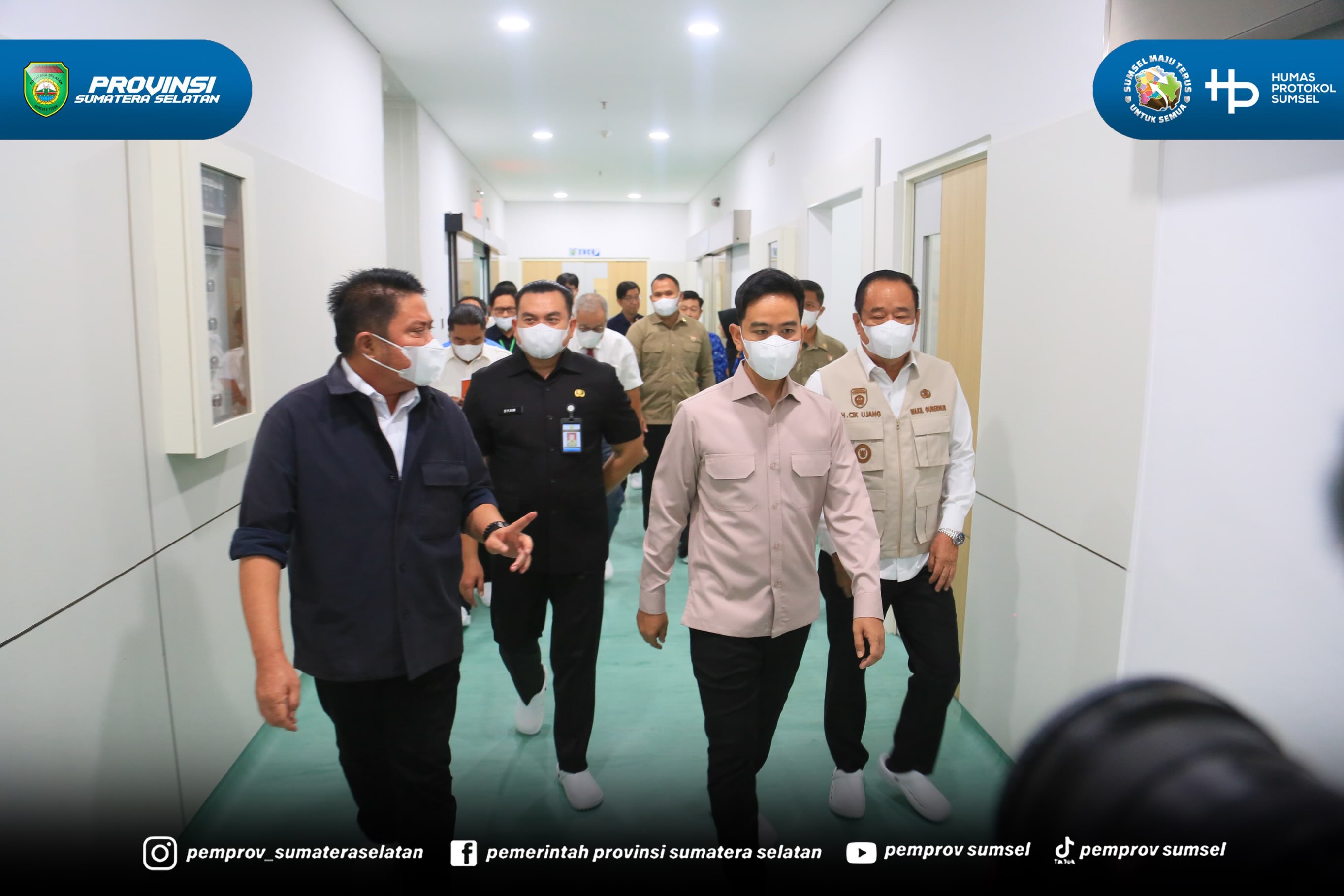 Palembang - Gubernur Sumsel H. Herman Deru bersama Wagub Sumsel H. Cik Ujang mendampingi kunjungan kerja Wakil Presiden Gibran Rakabuming Raka ke RSUD Siti Fatimah, Kamis (16/07/26).