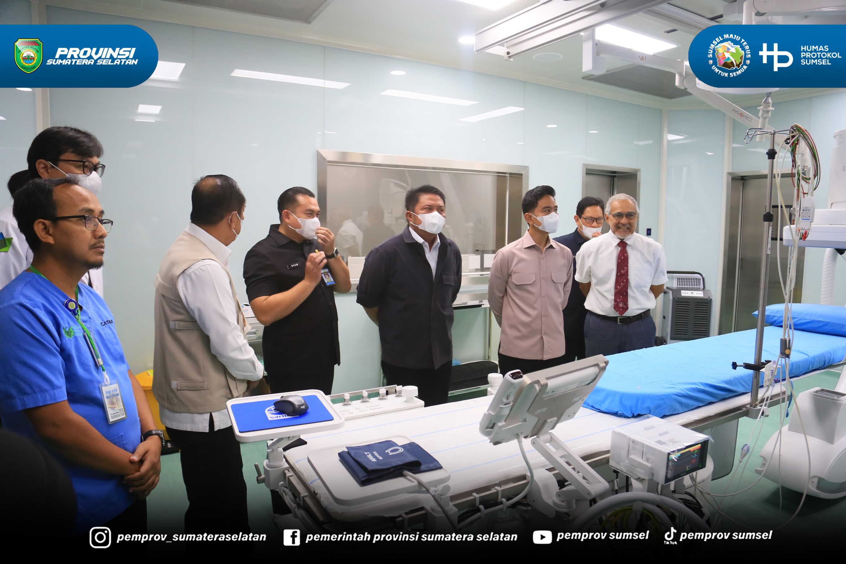 Palembang - Gubernur Sumsel H. Herman Deru bersama Wagub Sumsel H. Cik Ujang mendampingi kunjungan kerja Wakil Presiden Gibran Rakabuming Raka ke RSUD Siti Fatimah, Kamis (16/07/26).