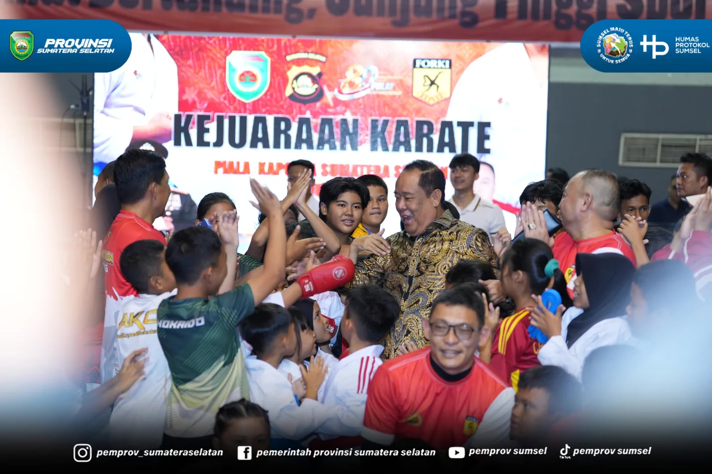 PALEMBANG – Wakil Gubernur Sumatera Selatan (Wagub Sumsel) H. Cik Ujang secara resmi membuka Kejuaraan Karate Piala Kapolda Sumsel Tahun 2026 di GOR Palembang Sport and Convention Center (PSCC), Sabtu (18/7/2026).
