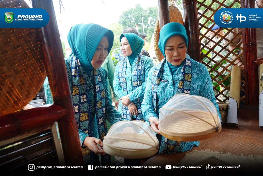 Empat Lawang – Ketua TP PKK Provinsi Sumatera Selatan, Feby Herman Deru, melakukan kunjungan kerja ke TP PKK Kabupaten Empat Lawang, Selasa (21/7/2026).
