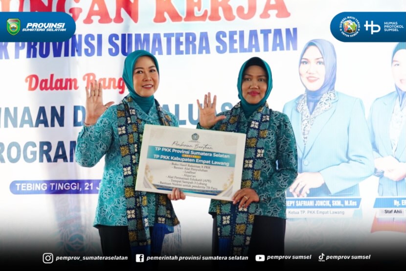Empat Lawang – Ketua TP PKK Provinsi Sumatera Selatan, Feby Herman Deru, melakukan kunjungan kerja ke TP PKK Kabupaten Empat Lawang, Selasa (21/7/2026).