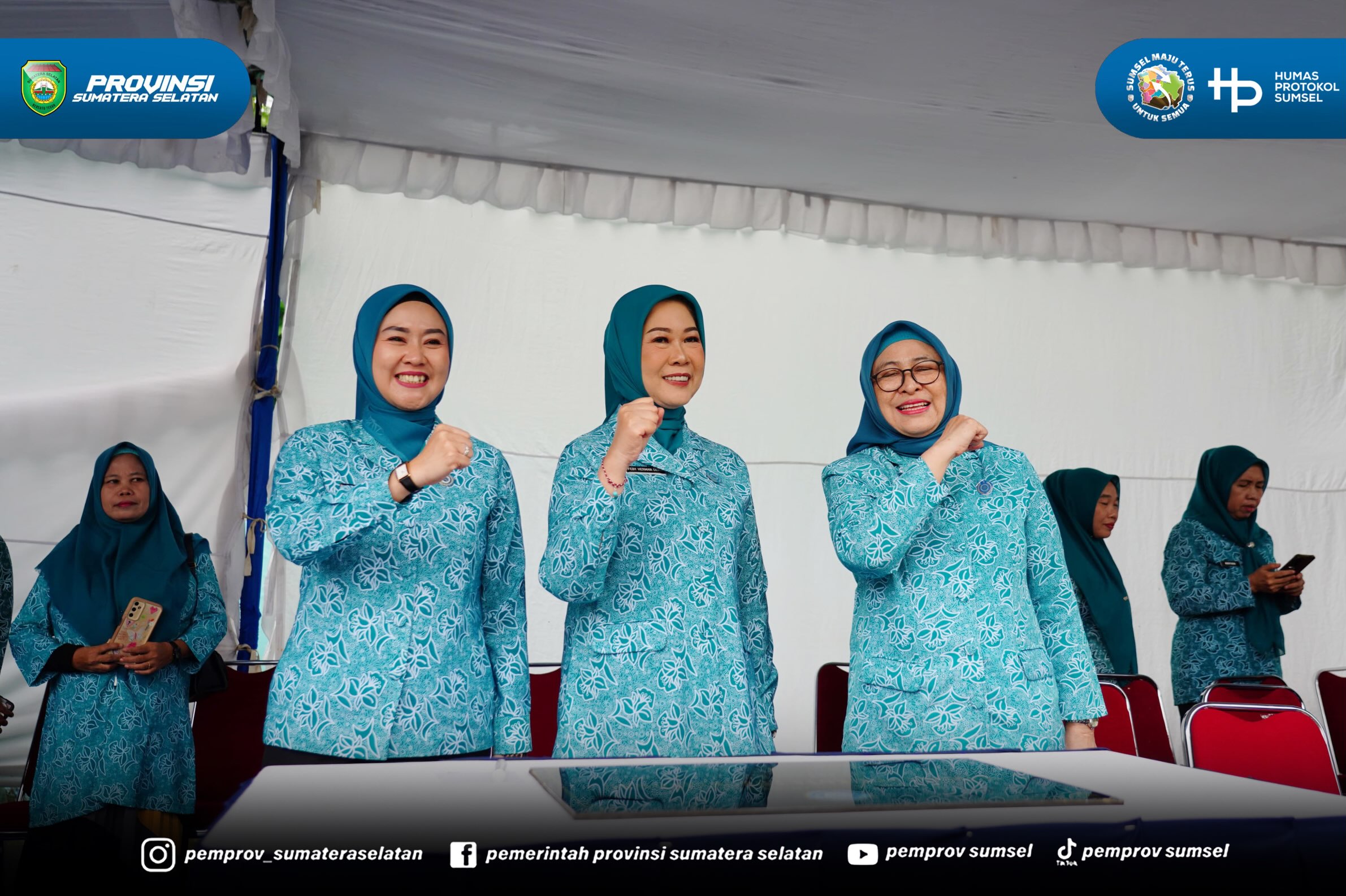 Lubuk Linggau - Ketua TP PKK Sumsel, Feby Deru meresmikan Warung PKK Kota Lubuk Linggau, Rabu (22/07/26).
