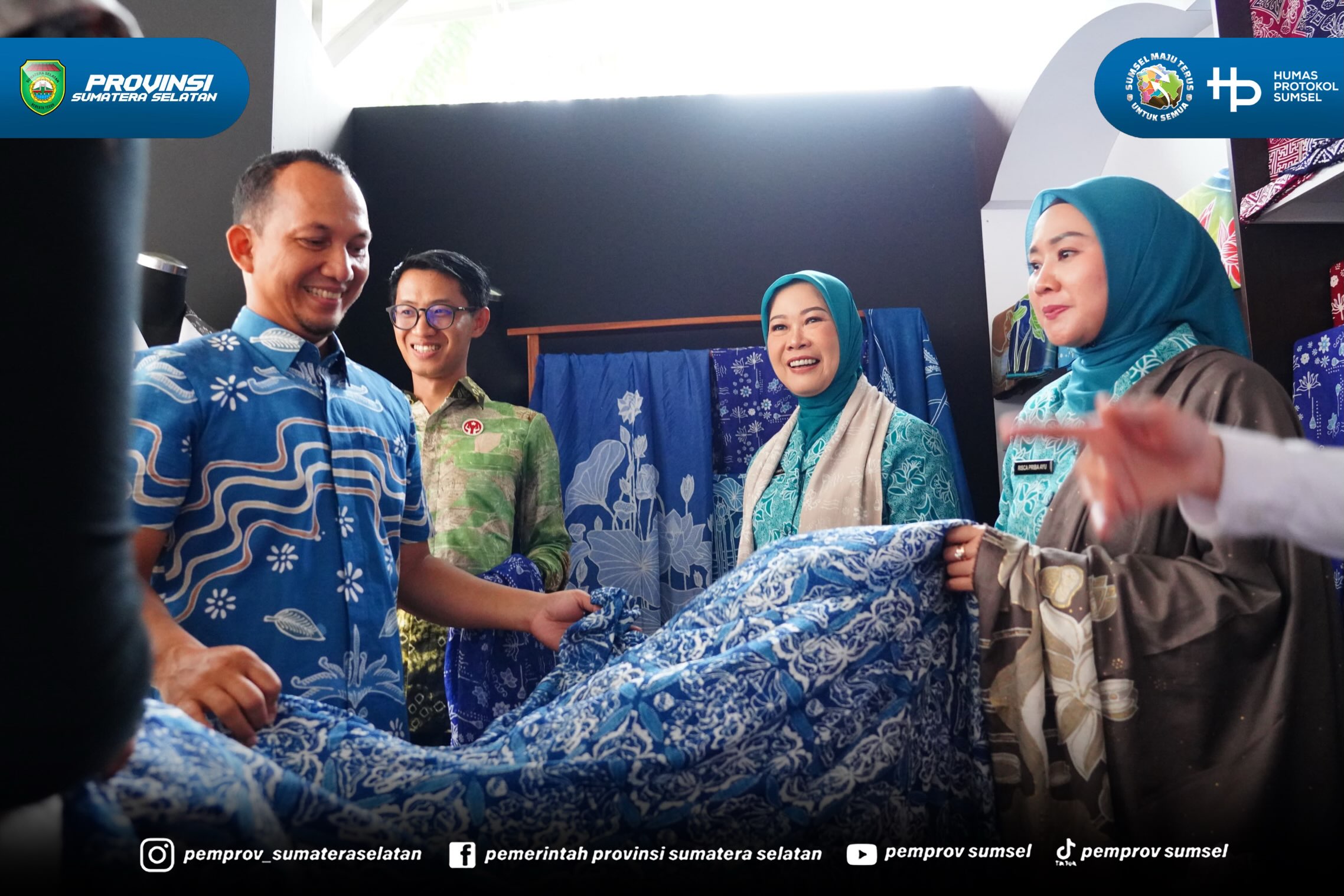 Lubuk Linggau – Ketua TP PKK Provinsi Sumatera Selatan (Sumsel), Feby Herman Deru, mengunjungi Kampung Batik Madani di Kota Lubuk Linggau, Rabu (22/7/2026). Dalam kunjungan tersebut, Feby mengapresiasi kreativitas para perajin batik yang berhasil...