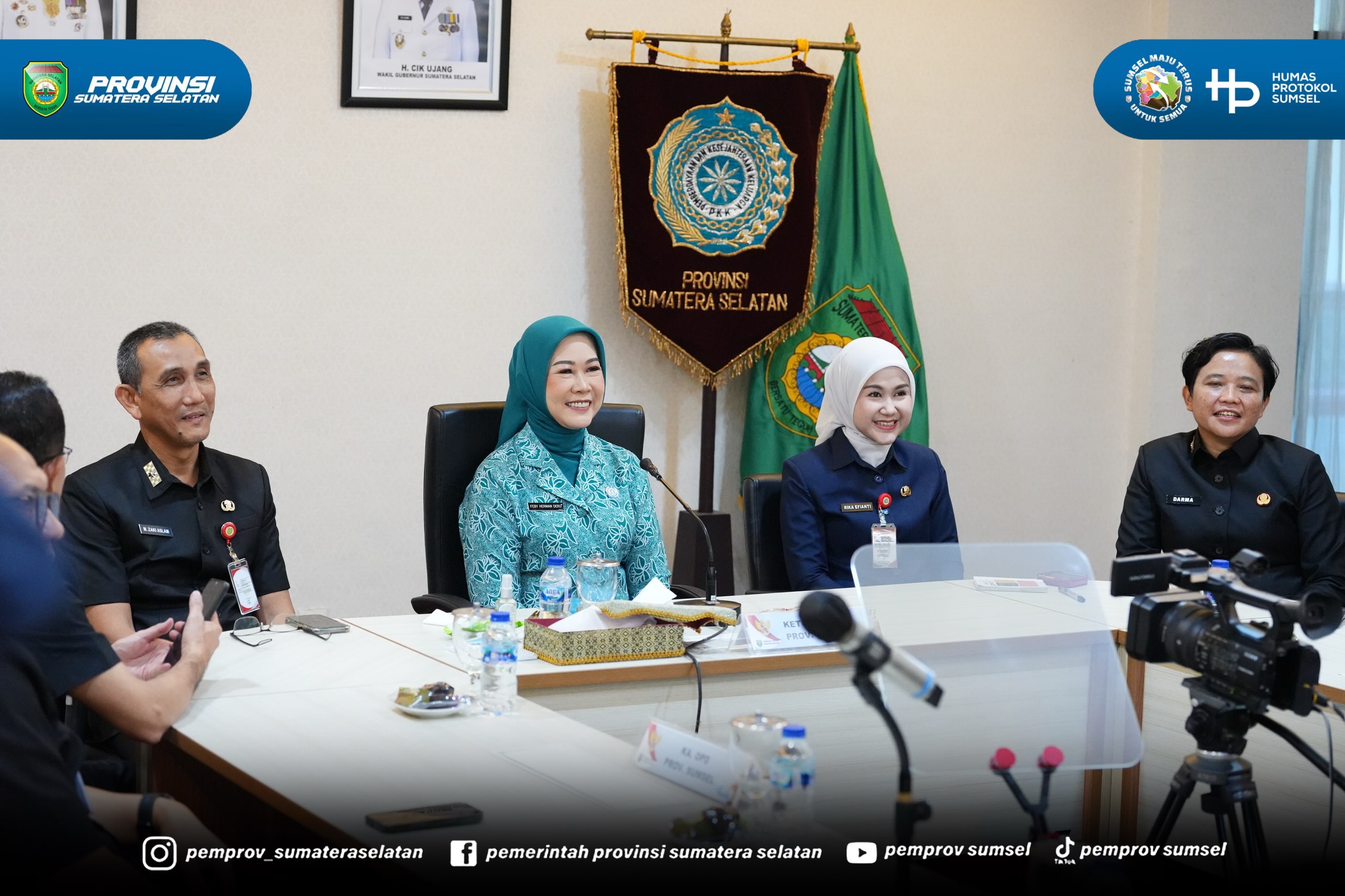 Palembang - Ketua Tim Penggerak PKK Provinsi Sumatera Selatan (Sumsel) Hj. Febrita Lustia HD membuka kegiatan Taman Asuh Sayang Anak di Kelas Orang Tua Hebat (TAMASYA di KERABAT) Nasional Seri 22 Tahun 2026 yang diselenggarakan oleh Perwakilan BKK...