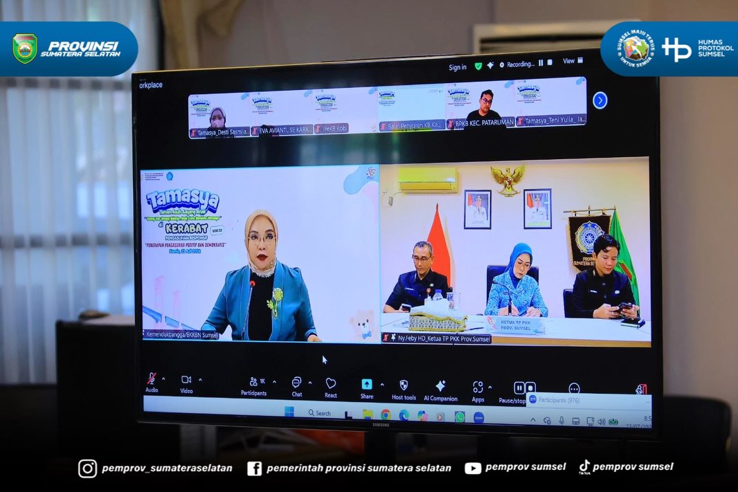 Palembang - Ketua Tim Penggerak PKK Provinsi Sumatera Selatan (Sumsel) Hj. Febrita Lustia HD membuka kegiatan Taman Asuh Sayang Anak di Kelas Orang Tua Hebat (TAMASYA di KERABAT) Nasional Seri 22 Tahun 2026 yang diselenggarakan oleh Perwakilan BKK...