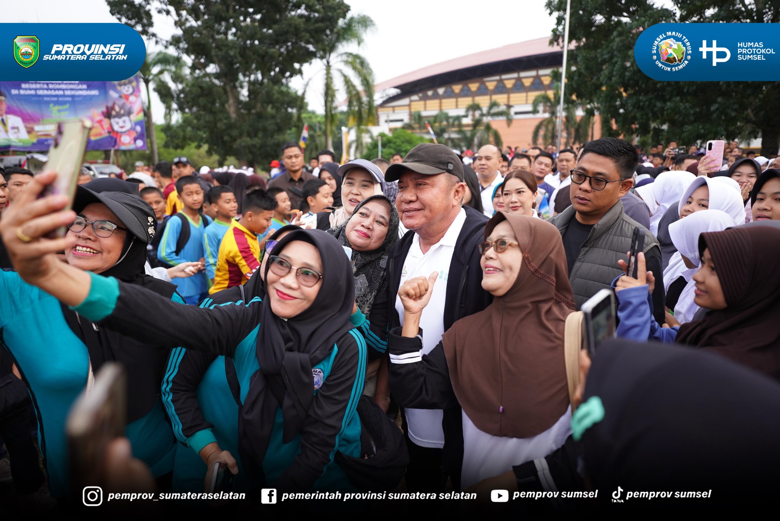 Muara Enim – Gubernur Sumatera Selatan (Sumsel) Dr. H. Herman Deru menegaskan komitmennya memperkuat budaya hidup sehat melalui pengembangan olahraga rekreasi dengan melaunching logo, maskot Si Bara, dan theme song Festival Olahraga Rekreasi Provi...