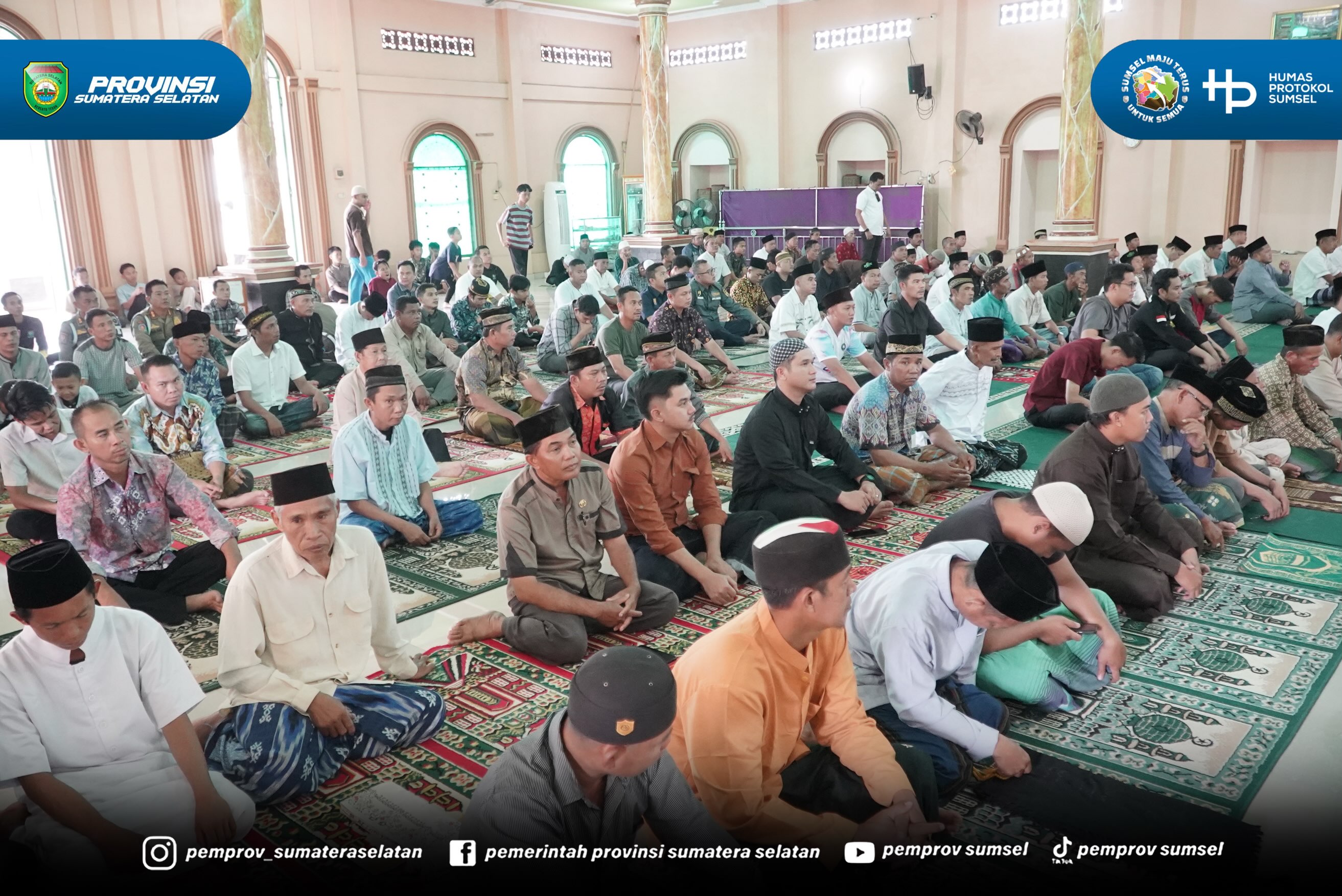 Wakil Gubernur Sumatera Selatan H. Cik Ujang melaksanakan Safari Sholat Jumat di Masjid Jami' Nurul Iman Desa Simpang Tanjung Kecamatan Belimbing Kabupaten Muara Enim. Jumat (31/07/2026).