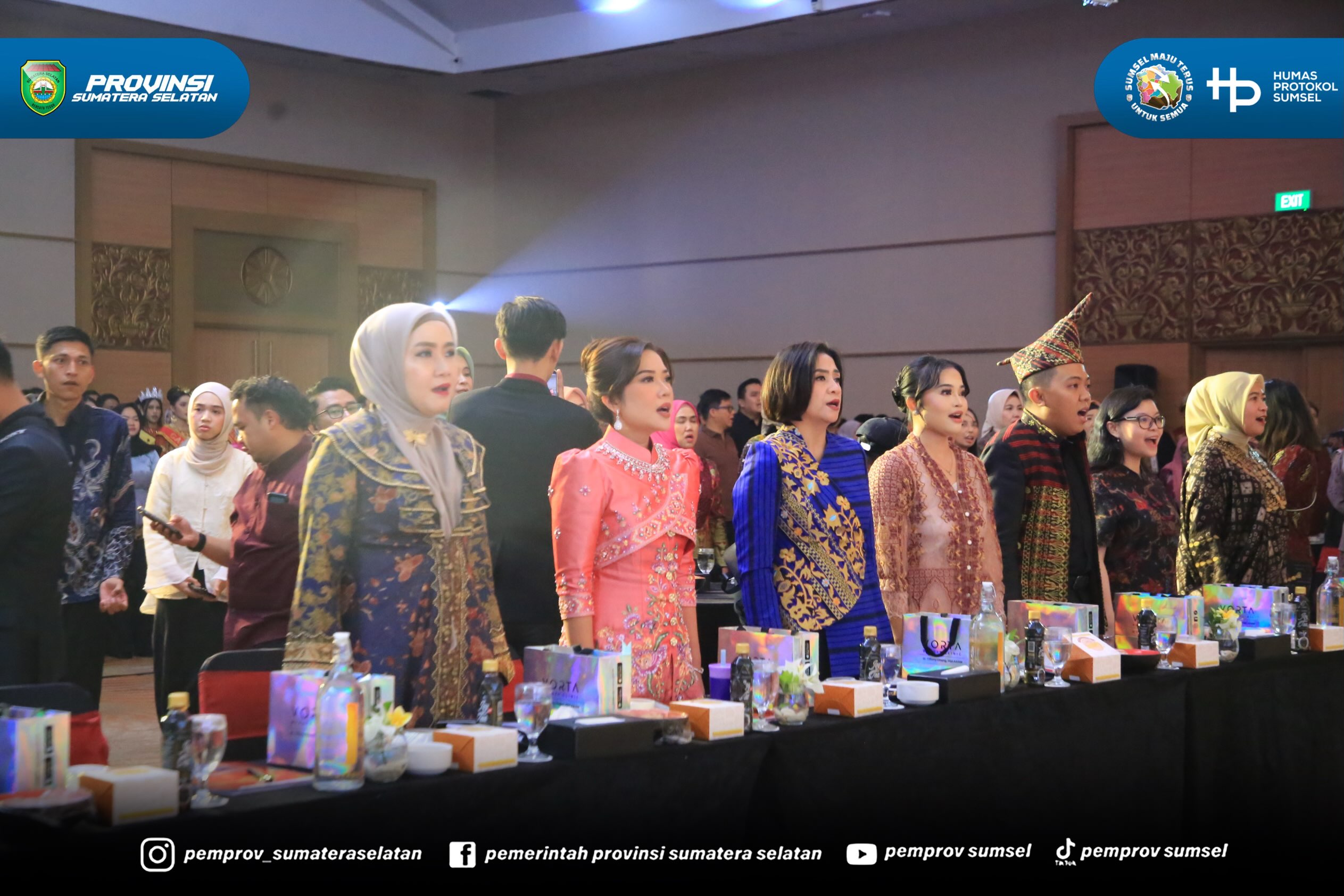 PALEMBANG – Sekretaris Daerah Provinsi Sumatera Selatan, Dr. H. Edward Candra, menghadiri malam Grand Final Putera Puteri Sriwijaya 2026 yang digelar di Hotel Aryaduta Palembang, Jumat (31/7/2026).