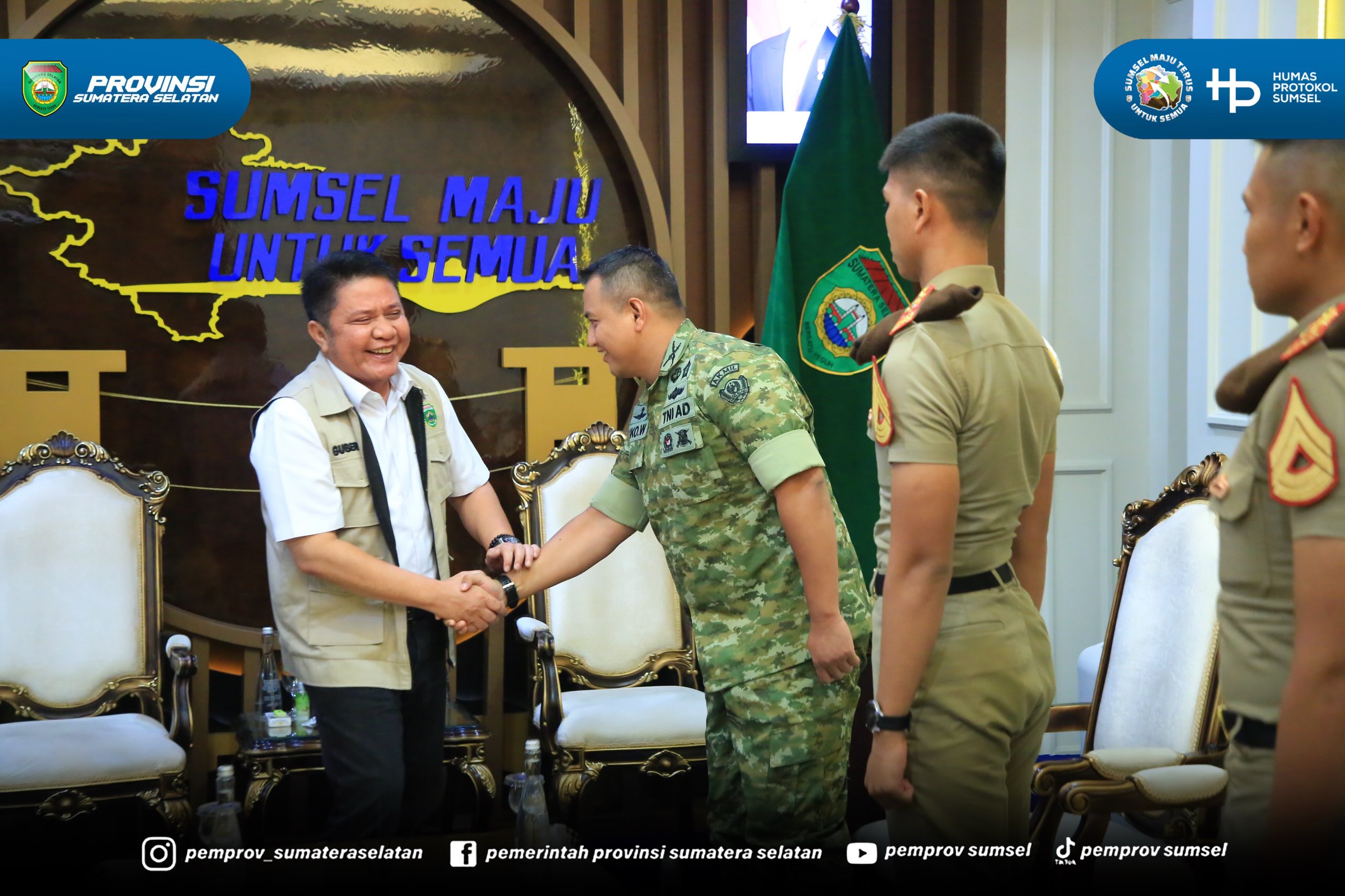 Palembang - Gubernur Sumatera Selatan H. Herman Deru menerima audiensi dari Taruna Akademi TNI di Ruang Tamu Gubernur Sumsel. Senin (03/08/2026).