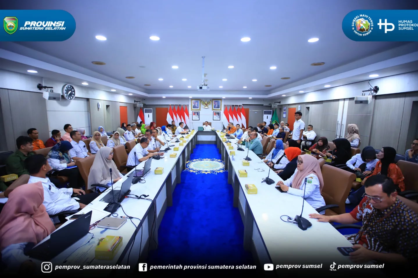 Palembang – Sekretaris Daerah (Sekda) Provinsi Sumatera Selatan, Dr. Drs. H. Edward Candra, M.H., memimpin Rapat Persiapan Pembentukan Forum Kemitraan Gerakan Sumsel Mandiri Pangan (Sinergi GSMP) di Ruang Rapat Bina Praja, Palembang, Rabu (5/8/202...