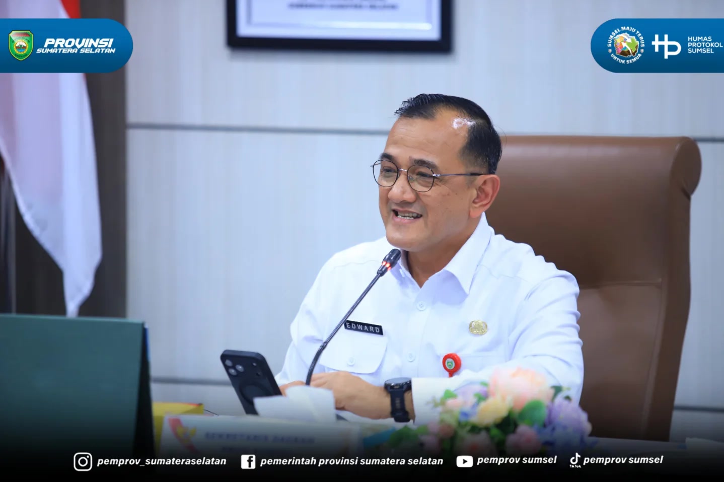 Palembang – Sekretaris Daerah (Sekda) Provinsi Sumatera Selatan, Dr. Drs. H. Edward Candra, M.H., memimpin Rapat Persiapan Pembentukan Forum Kemitraan Gerakan Sumsel Mandiri Pangan (Sinergi GSMP) di Ruang Rapat Bina Praja, Palembang, Rabu (5/8/202...