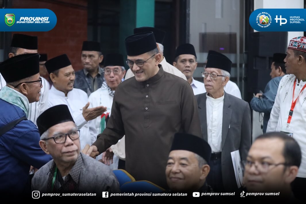 Palembang - Mewakili Gubernur Sumatera Selatan (Sumsel), Sekretaris Daerah Provinsi Sumsel H. Edward Candra membuka Musyawarah Daerah (Musda) XI Majelis Ulama Indonesia (MUI) Provinsi Sumsel Tahun 2026, bertempat di Asrama Haji Palembang, Jumat (7...