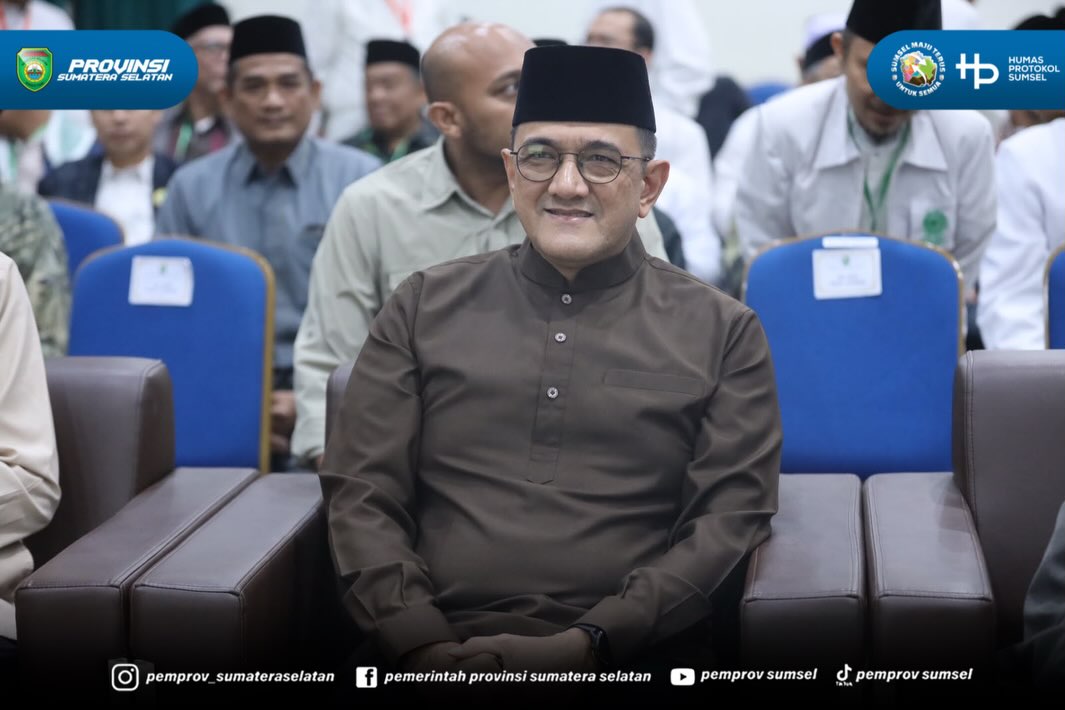 Palembang - Mewakili Gubernur Sumatera Selatan (Sumsel), Sekretaris Daerah Provinsi Sumsel H. Edward Candra membuka Musyawarah Daerah (Musda) XI Majelis Ulama Indonesia (MUI) Provinsi Sumsel Tahun 2026, bertempat di Asrama Haji Palembang, Jumat (7...