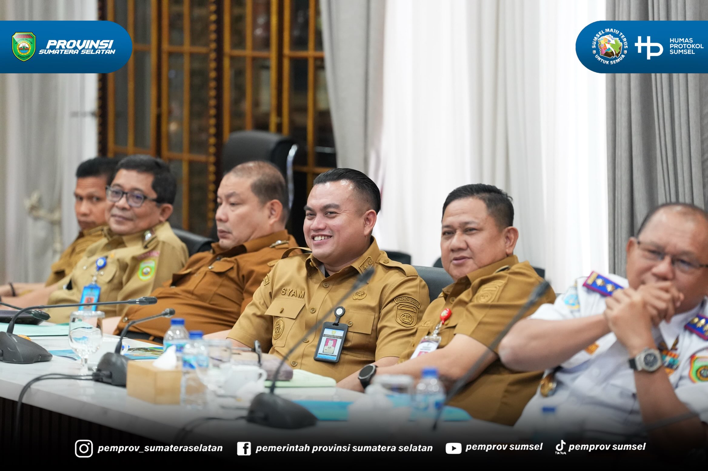 Gubernur Sumatera Selatan Dr. H. Herman Deru memimpin langsung rapat terbatas bersama seluruh Kepala Organisasi Perangkat Daerah (OPD) di lingkungan Pemerintah Provinsi Sumatera Selatan, bertempat di Griya Agung, Senin (10/8/2026) pagi.