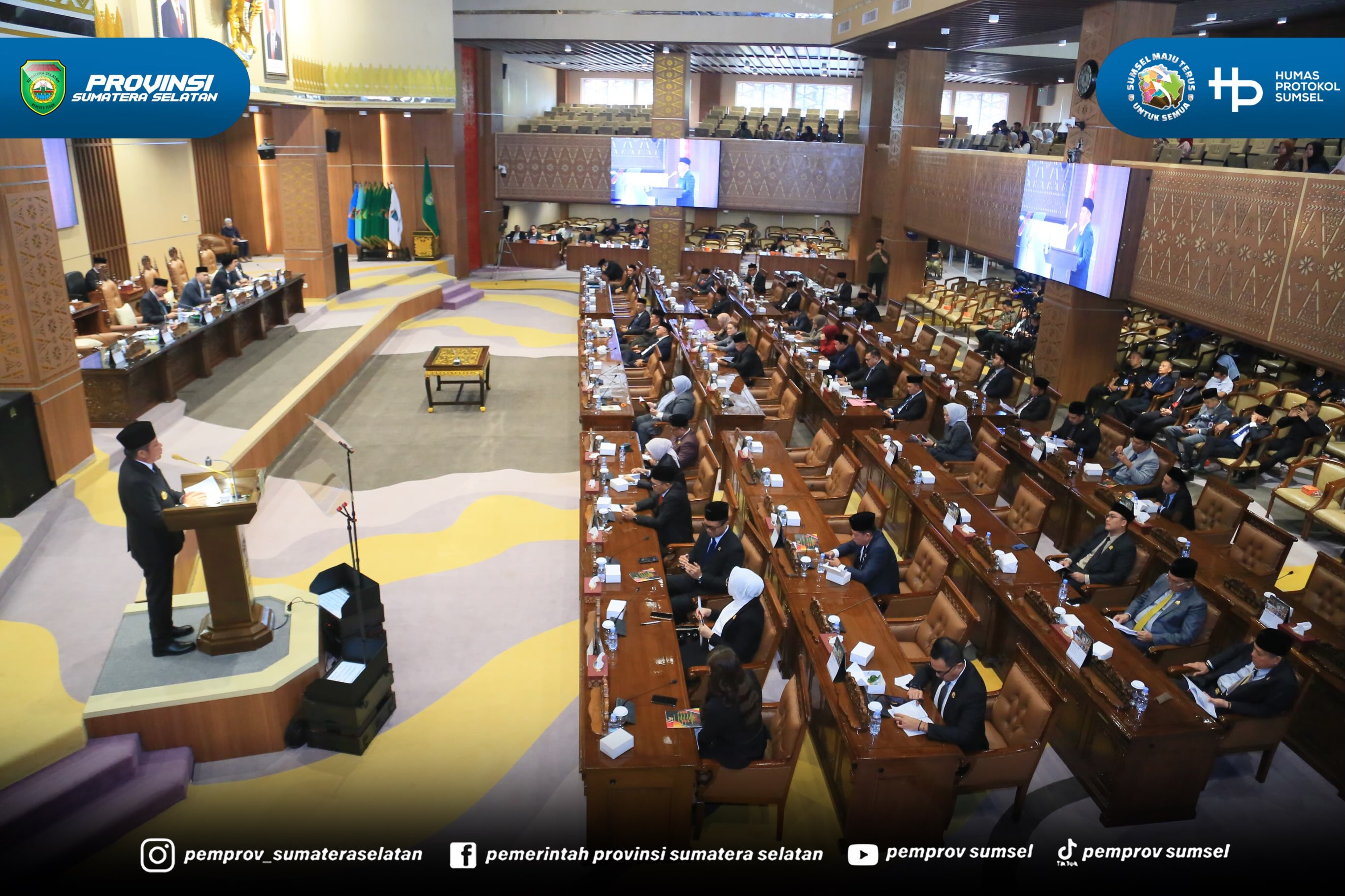 PALEMBANG — Gubernur Provinsi Sumatera Selatan H. Herman Deru bersama pimpinan DPRD Provinsi Sumatera Selatan resmi menandatangani Nota Kesepakatan terhadap Kebijakan Umum Anggaran (KUA) serta Prioritas dan Plafon Anggaran Sementara (PPAS) Anggara...