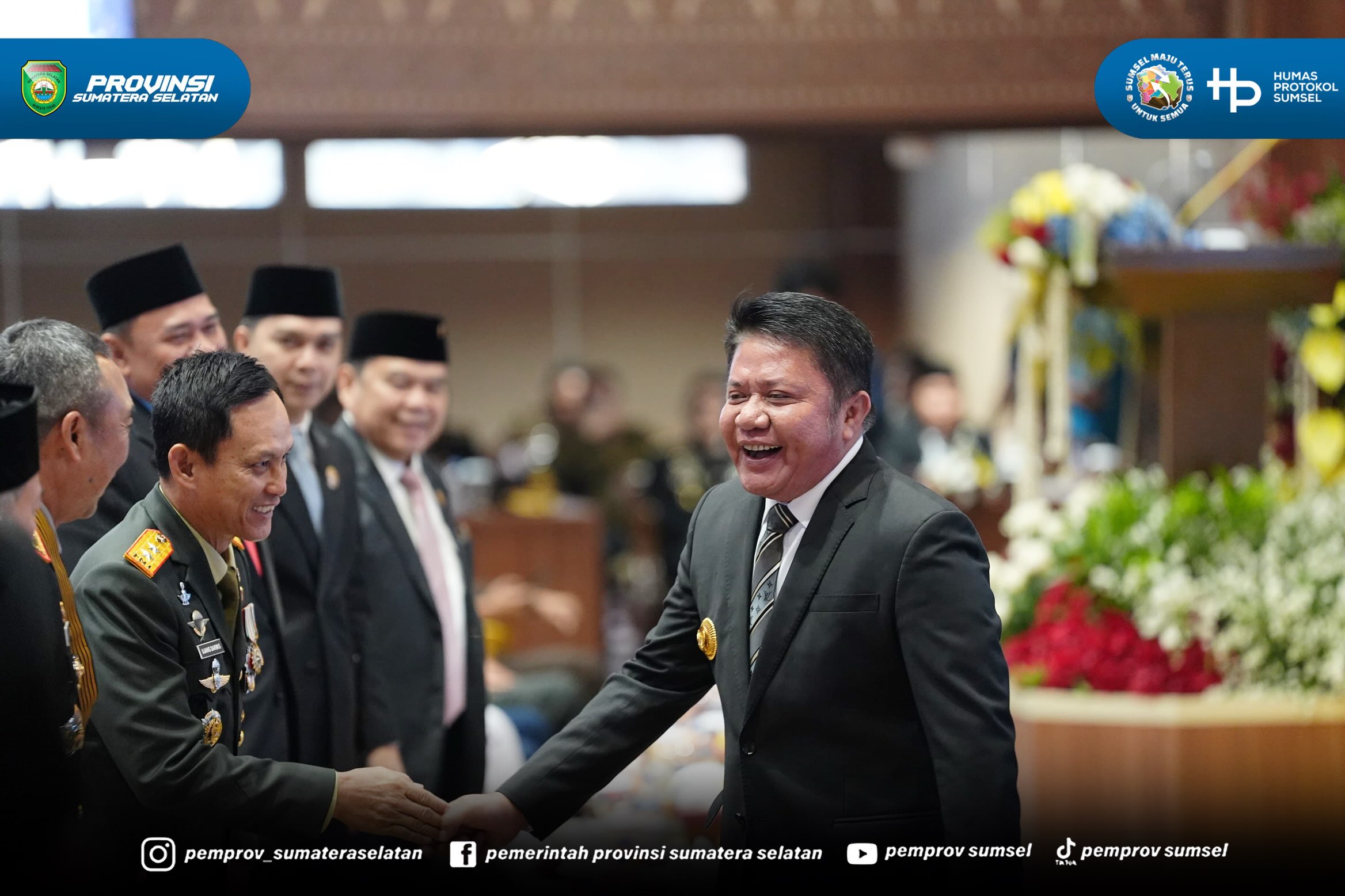 Palembang - Gubernur Sumatera Selatan Herman Deru menyimak langsung Pidato Kenegaraan Presiden Republik Indonesia Prabowo Subianto dalam rangka peringatan HUT ke-81 Kemerdekaan RI di Gedung DPR/MPR RI secara virtual dari Palembang, Jumat (14/8/2026).