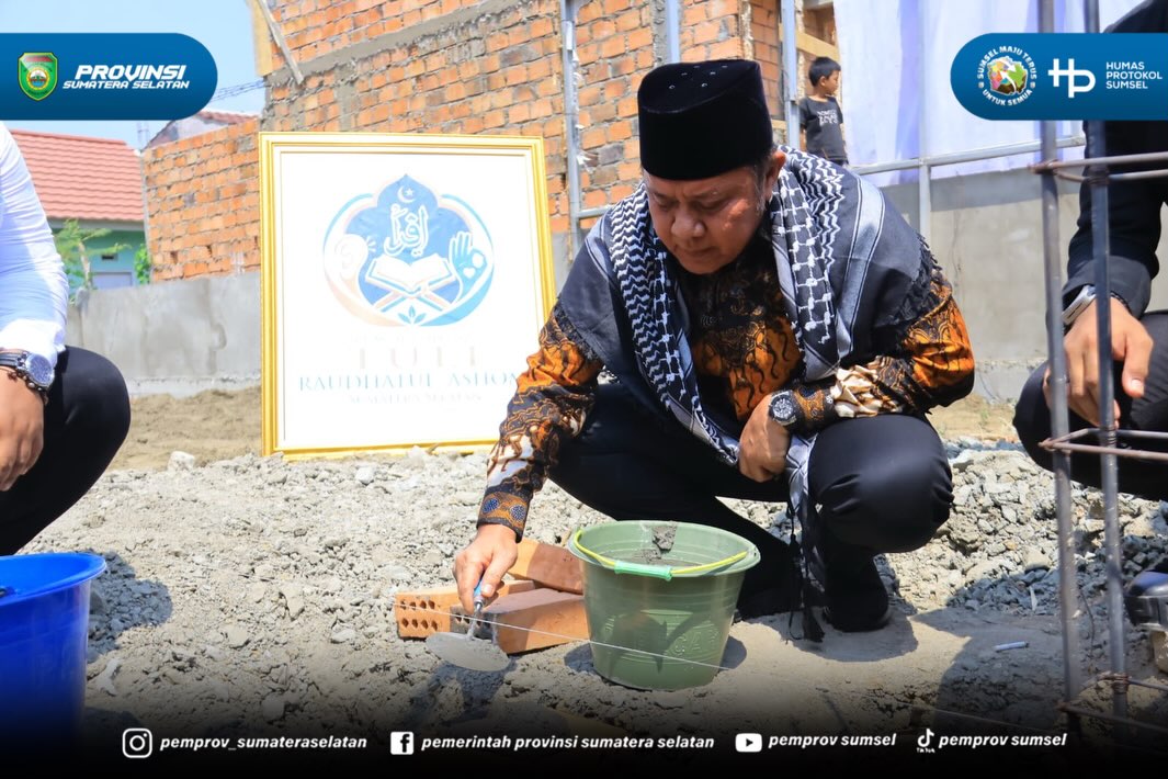Palembang – Gubernur Sumatera Selatan H. Herman Deru mengapresiasi hadirnya Rumah Tahfidz Al-Qur’an khusus penyandang disabilitas tuli yang menjadi rumah tahfidz tuli pertama di Pulau Sumatera.
