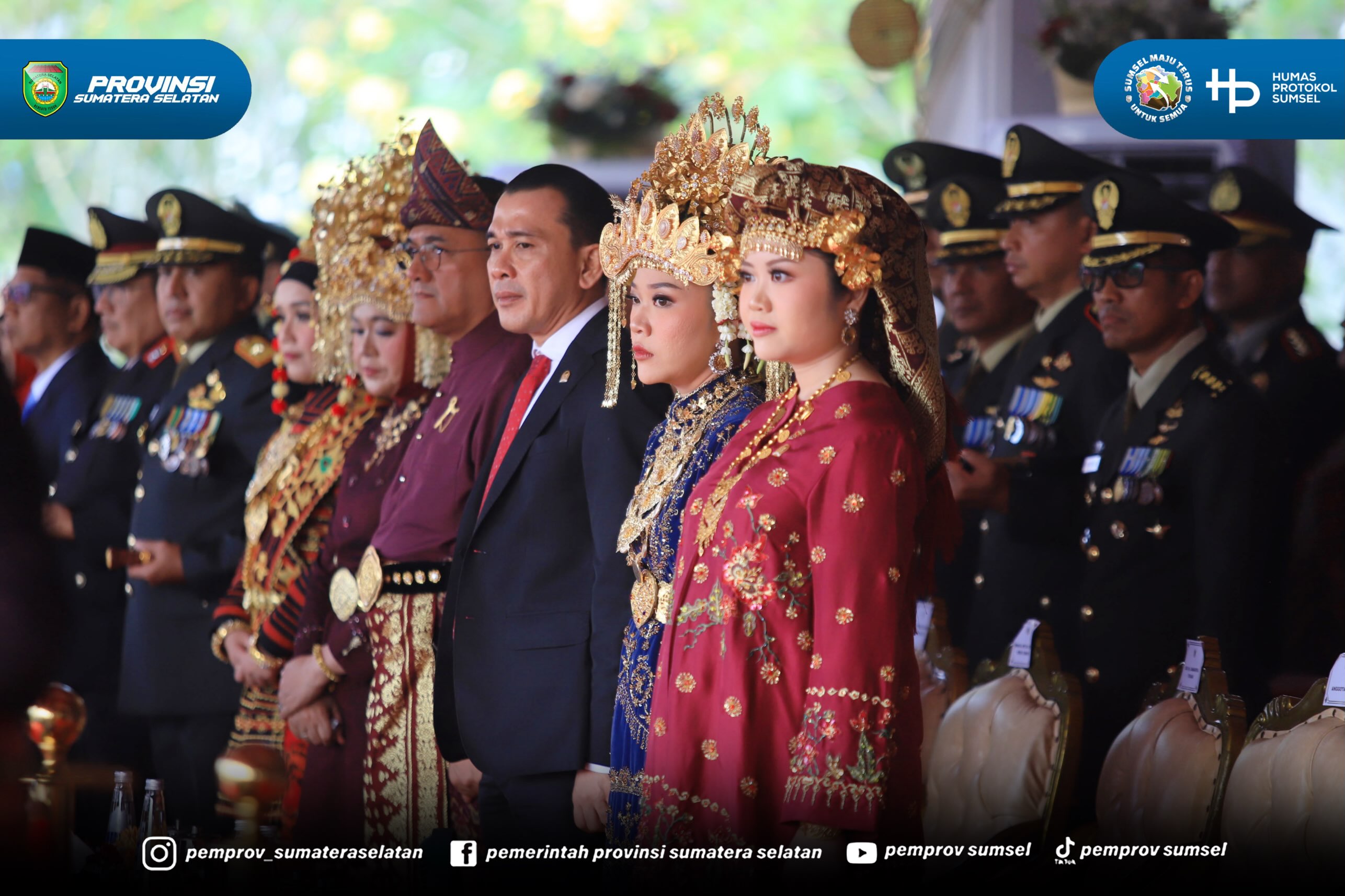 Palembang — Gubernur Sumatera Selatan (Sumsel) Dr. H. Herman Deru bertindak sebagai inspektur upacara pada peringatan Hari Ulang Tahun (HUT) ke-81 Kemerdekaan Republik Indonesia Tahun 2026. Upacara berlangsung khidmat di Halaman Griya Agung Palemb...