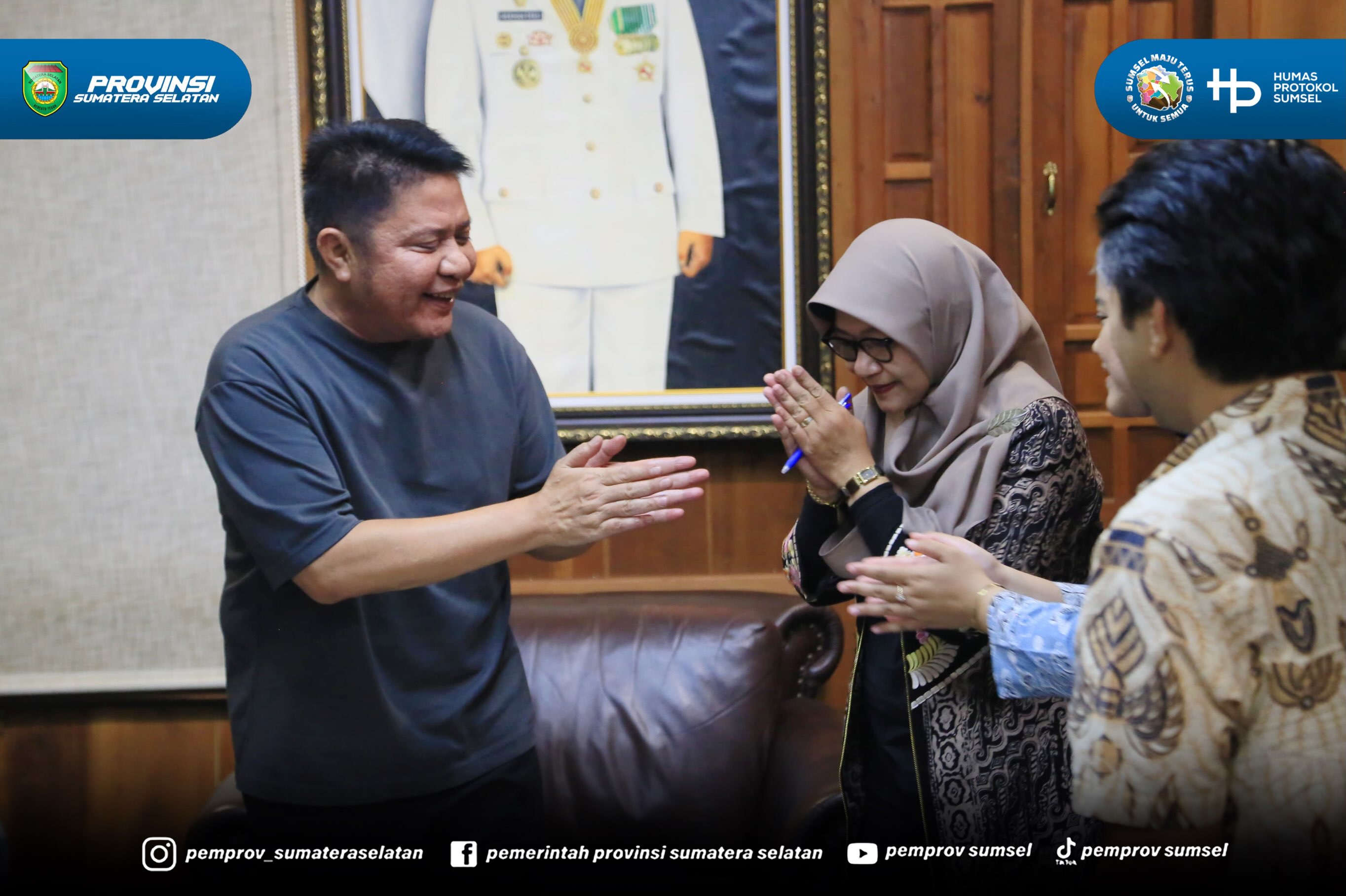 Gubernur Sumsel Herman Deru menerima Tim Uji Petik Nomine Pemerintah Daerah dengan kinerja sangat baik dalam Penyelenggaraan Pelayanan Terpadu Satu Pintu (PTSP) dan Percepatan Pelaksanaan Berusaha tahun 2026, di Rumah Kayu Taman Kenten, Rabu (19/8...