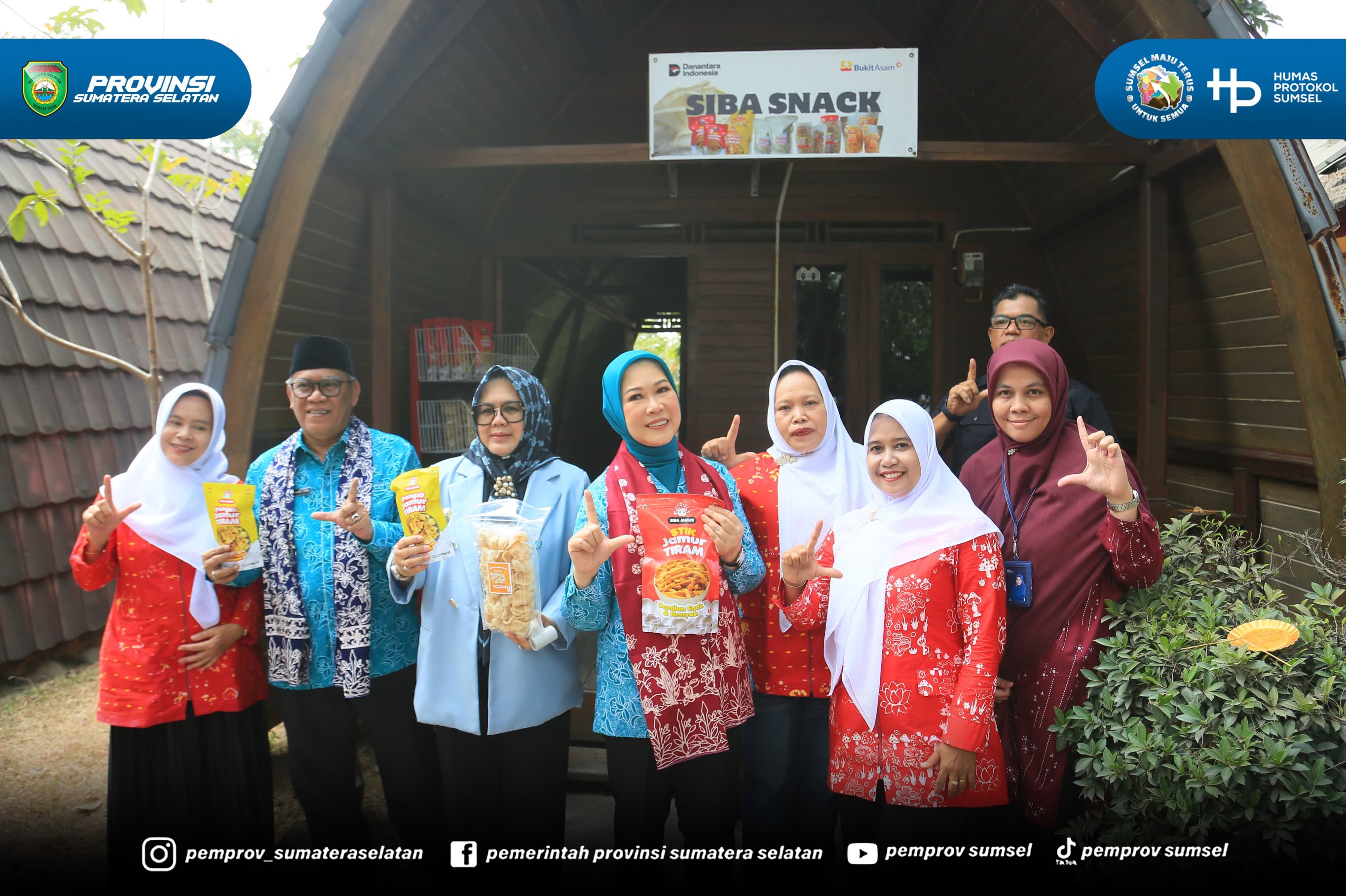 Muara Enim - Ketua Tim Penggerak PKK Prov. Sumsel Hj. Feby Herman Deru meninjau Sentra Industri Bukit Asam (SIBA) Centre Kabupaten Muara Enim. Jumat (21/08/2026).