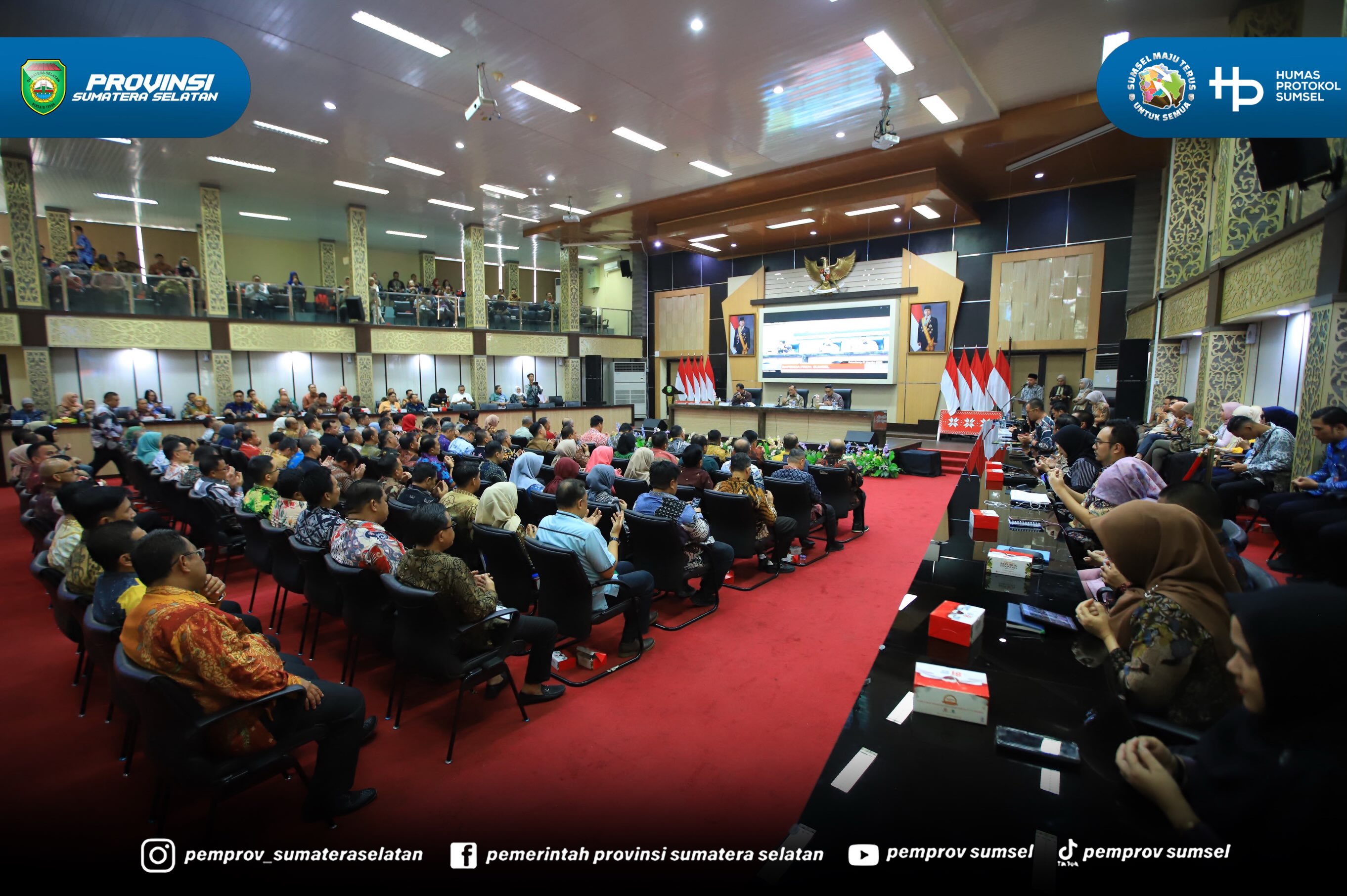 Palembang - Gubernur Sumsel Dr. H. Herman Deru melalui Sekretaris Daerah (Sekda) Sumsel Dr. Drs. H. Edward Candra membuka Rapat Koordinasi Pengelolaan Keuangan Daerah Provinsi Sumsel, di Auditorium Bina Praja, Jumat (21/8/2026). Rapat ini dihadiri...