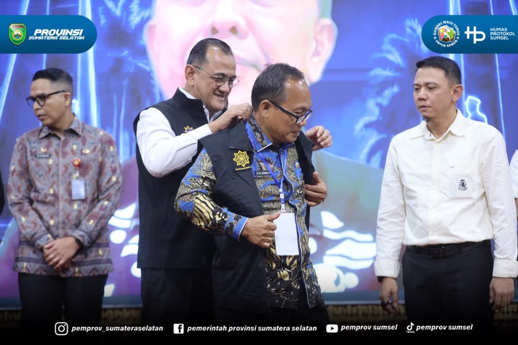 Palembang - Plt Ketua Dewan Pengurus Provinsi IKAPTK Provinsi Sumsel Edward Candra yang sekaligus Sekda Sumsel menghadiri Kongres II IKAPTK yang berlangsung di Palembang, Jumat (21/8/2026).