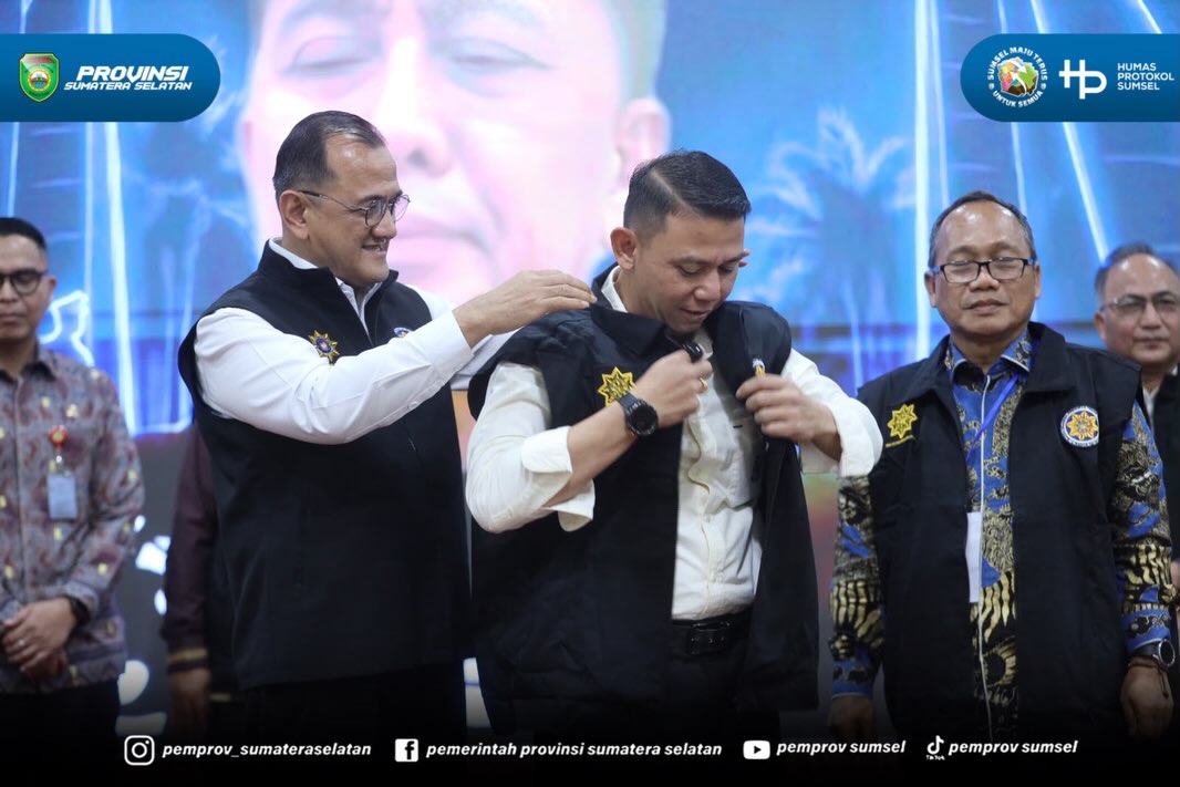 Palembang - Plt Ketua Dewan Pengurus Provinsi IKAPTK Provinsi Sumsel Edward Candra yang sekaligus Sekda Sumsel menghadiri Kongres II IKAPTK yang berlangsung di Palembang, Jumat (21/8/2026).