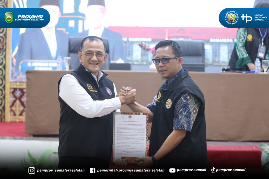 Palembang - Plt Ketua Dewan Pengurus Provinsi IKAPTK Provinsi Sumsel Edward Candra yang sekaligus Sekda Sumsel menghadiri Kongres II IKAPTK yang berlangsung di Palembang, Jumat (21/8/2026).