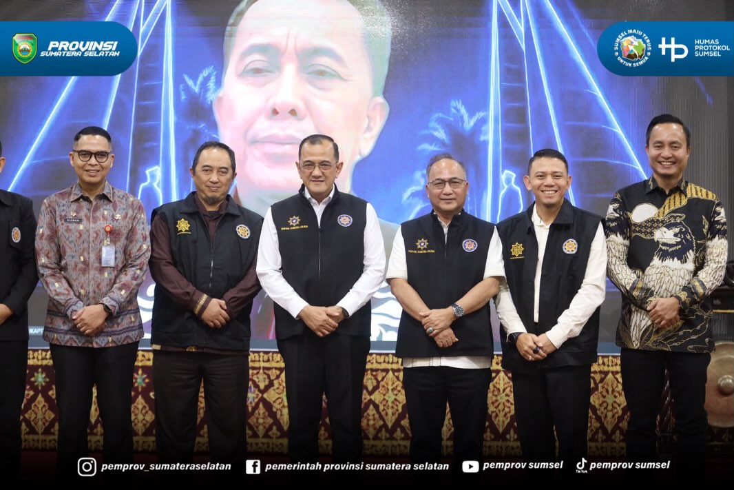Palembang - Plt Ketua Dewan Pengurus Provinsi IKAPTK Provinsi Sumsel Edward Candra yang sekaligus Sekda Sumsel menghadiri Kongres II IKAPTK yang berlangsung di Palembang, Jumat (21/8/2026).