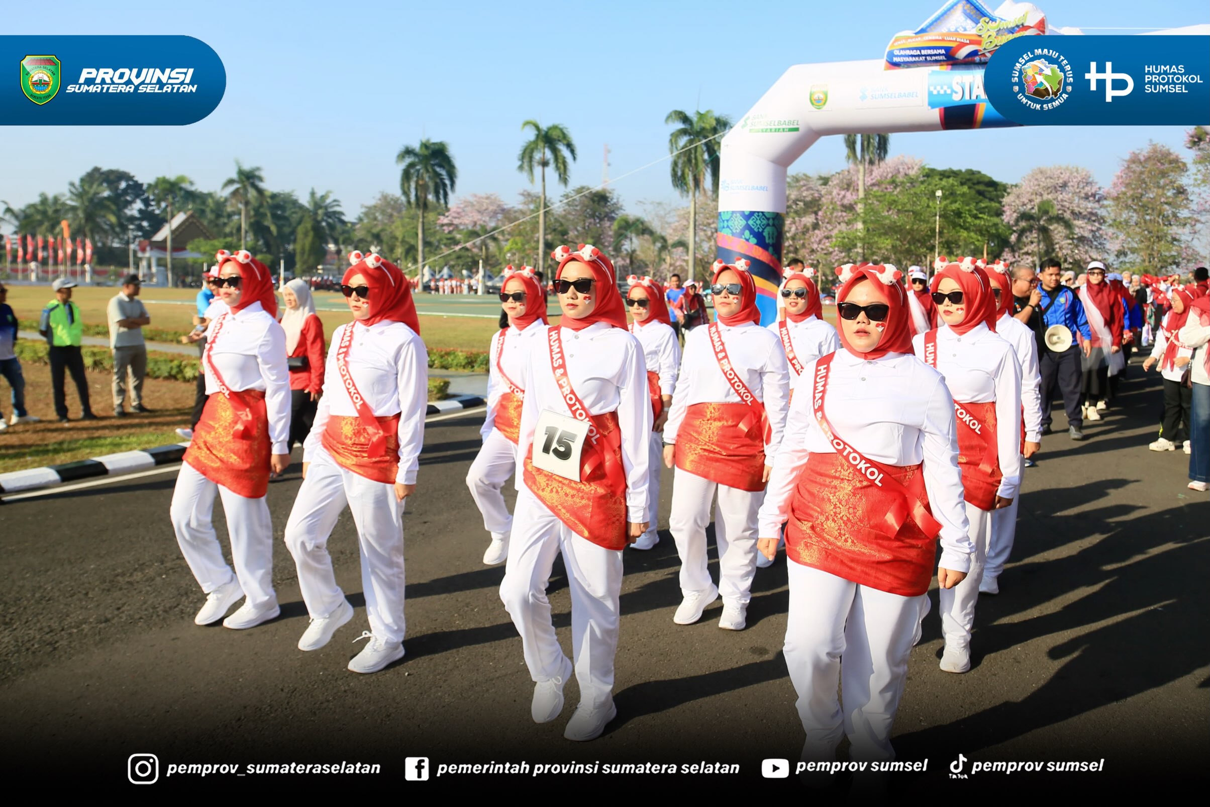 Palembang — Semangat kemerdekaan terasa kental di lingkungan Pemerintah Provinsi Sumatera Selatan. Sekretaris Daerah Provinsi Sumatera Selatan, Dr. Drs. H. Edward Candra, M.H., secara resmi melepas kegiatan Gerak Jalan Indah yang diikuti jajaran O...