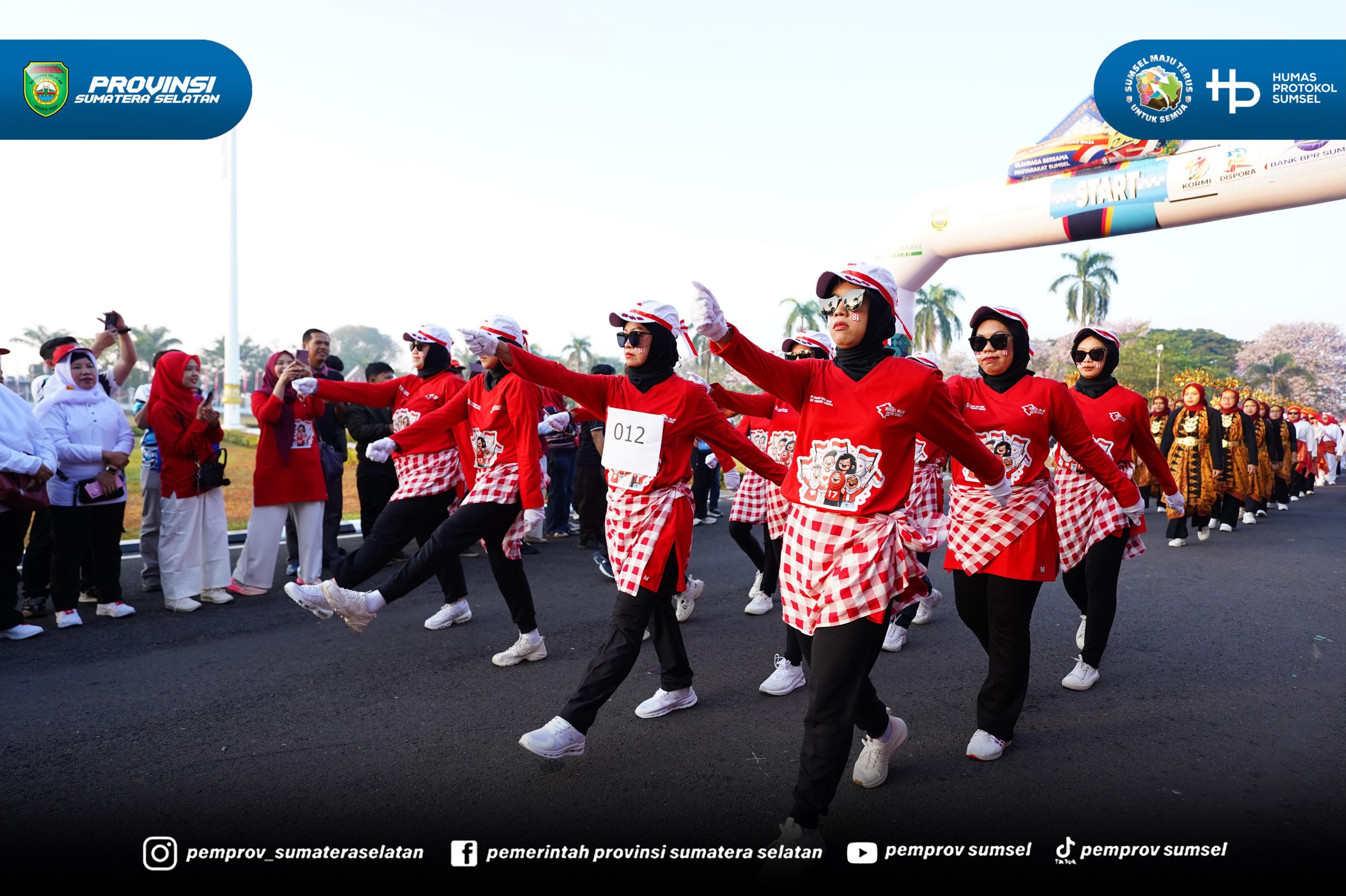 Palembang — Semangat kemerdekaan terasa kental di lingkungan Pemerintah Provinsi Sumatera Selatan. Sekretaris Daerah Provinsi Sumatera Selatan, Dr. Drs. H. Edward Candra, M.H., secara resmi melepas kegiatan Gerak Jalan Indah yang diikuti jajaran O...