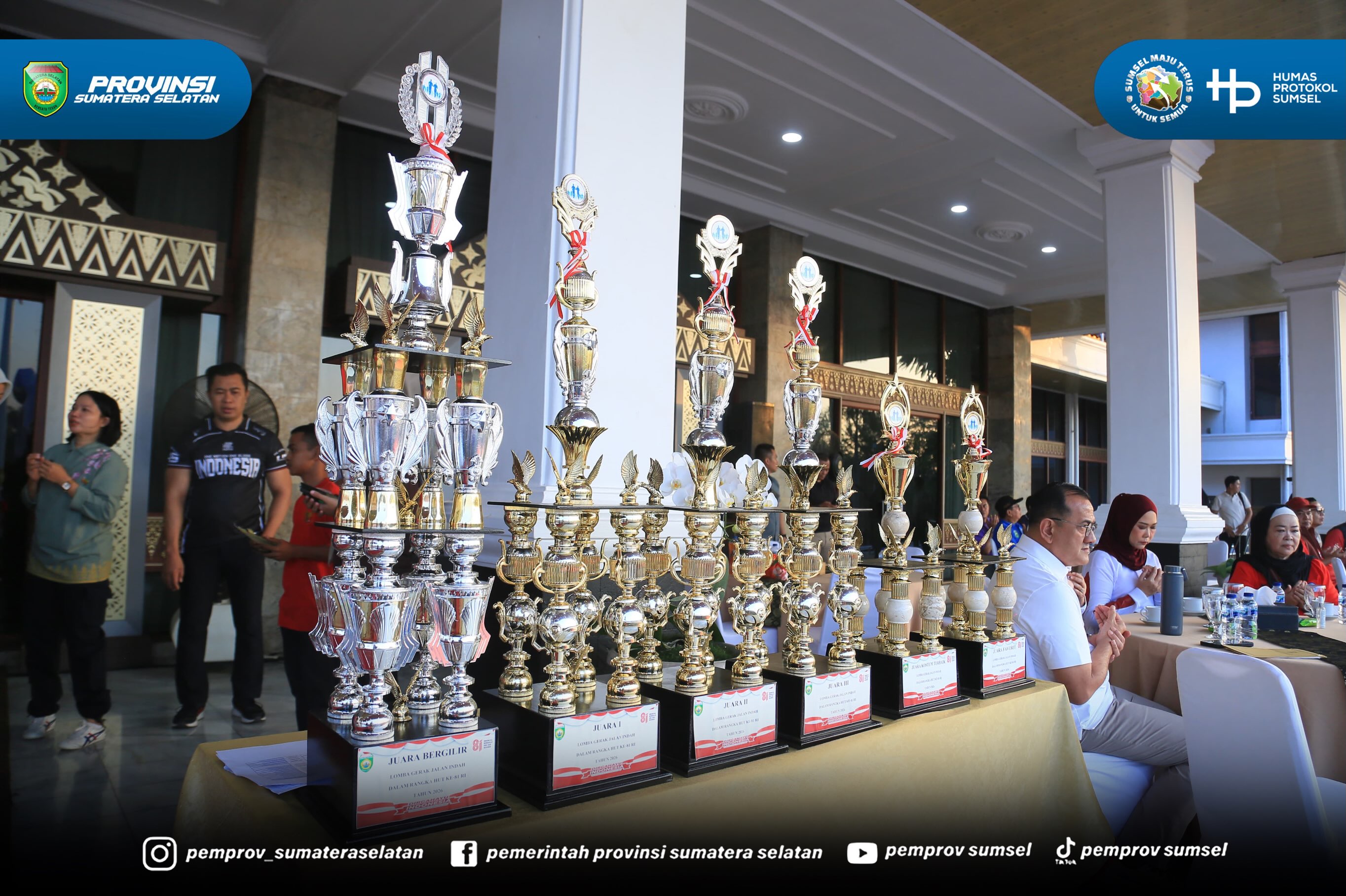 Palembang — Semangat kemerdekaan terasa kental di lingkungan Pemerintah Provinsi Sumatera Selatan. Sekretaris Daerah Provinsi Sumatera Selatan, Dr. Drs. H. Edward Candra, M.H., secara resmi melepas kegiatan Gerak Jalan Indah yang diikuti jajaran O...