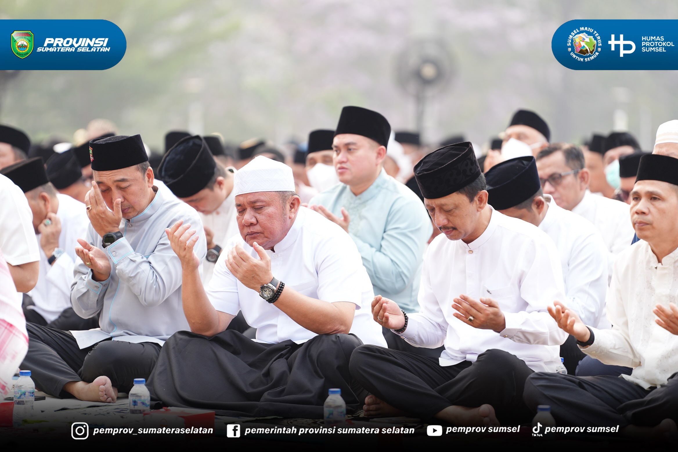 Palembang – Gubernur Sumatera Selatan (Sumsel) Dr. H. Herman Deru mengajak seluruh masyarakat untuk tetap bersyukur, memperkuat gotong royong, serta memperbanyak doa dalam menghadapi musim kemarau yang bersamaan dengan fenomena El Nino dan meningk...