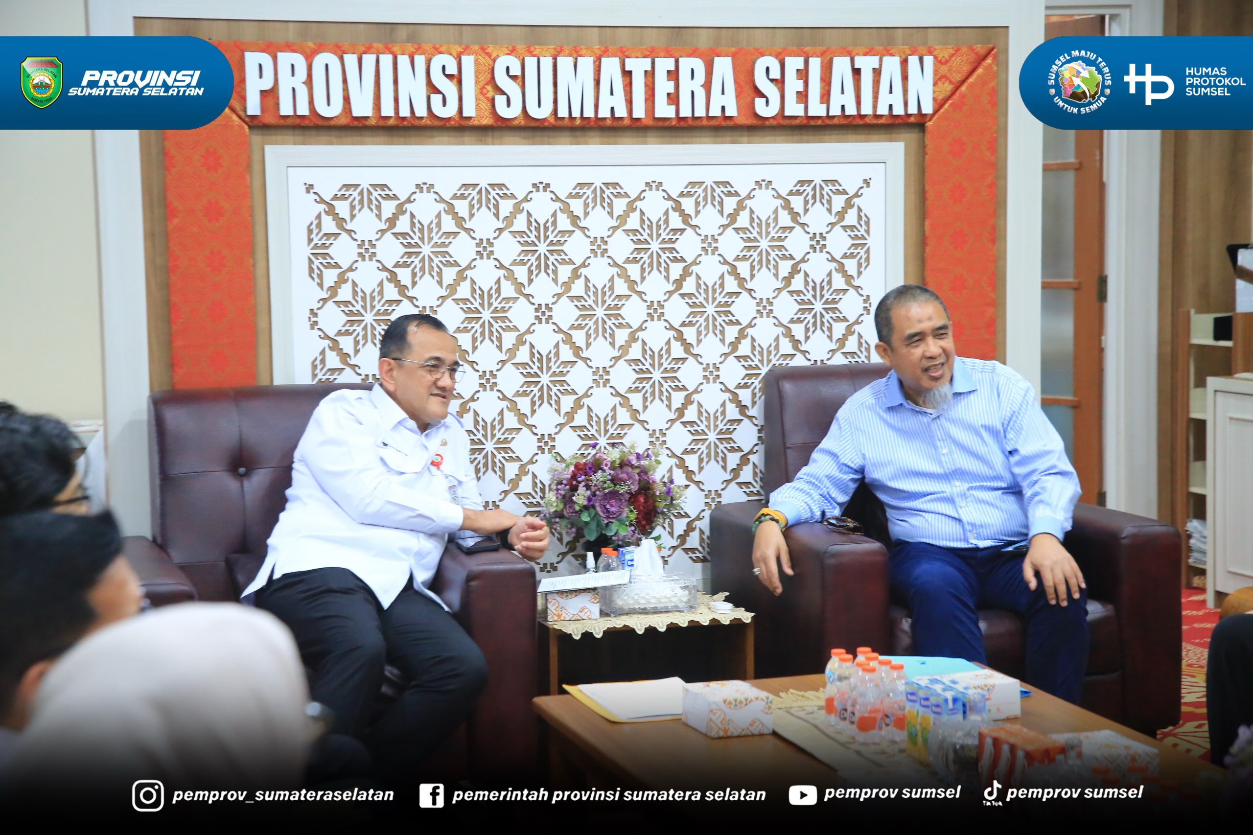Sekretaris Daerah Pemerintah Provinsi Sumsel Dr. H. Edward Candra menerima DPP Ikatan Alumni SMA Negeri 2 Palembang di Ruang Kerjanya, Rabu (26/8/2026).