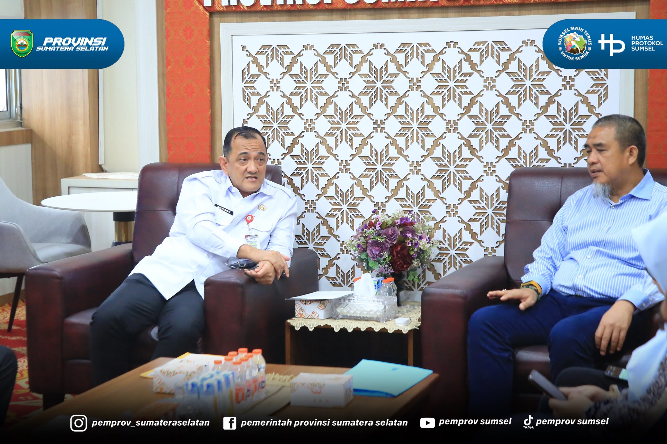 Sekretaris Daerah Pemerintah Provinsi Sumsel Dr. H. Edward Candra menerima DPP Ikatan Alumni SMA Negeri 2 Palembang di Ruang Kerjanya, Rabu (26/8/2026).