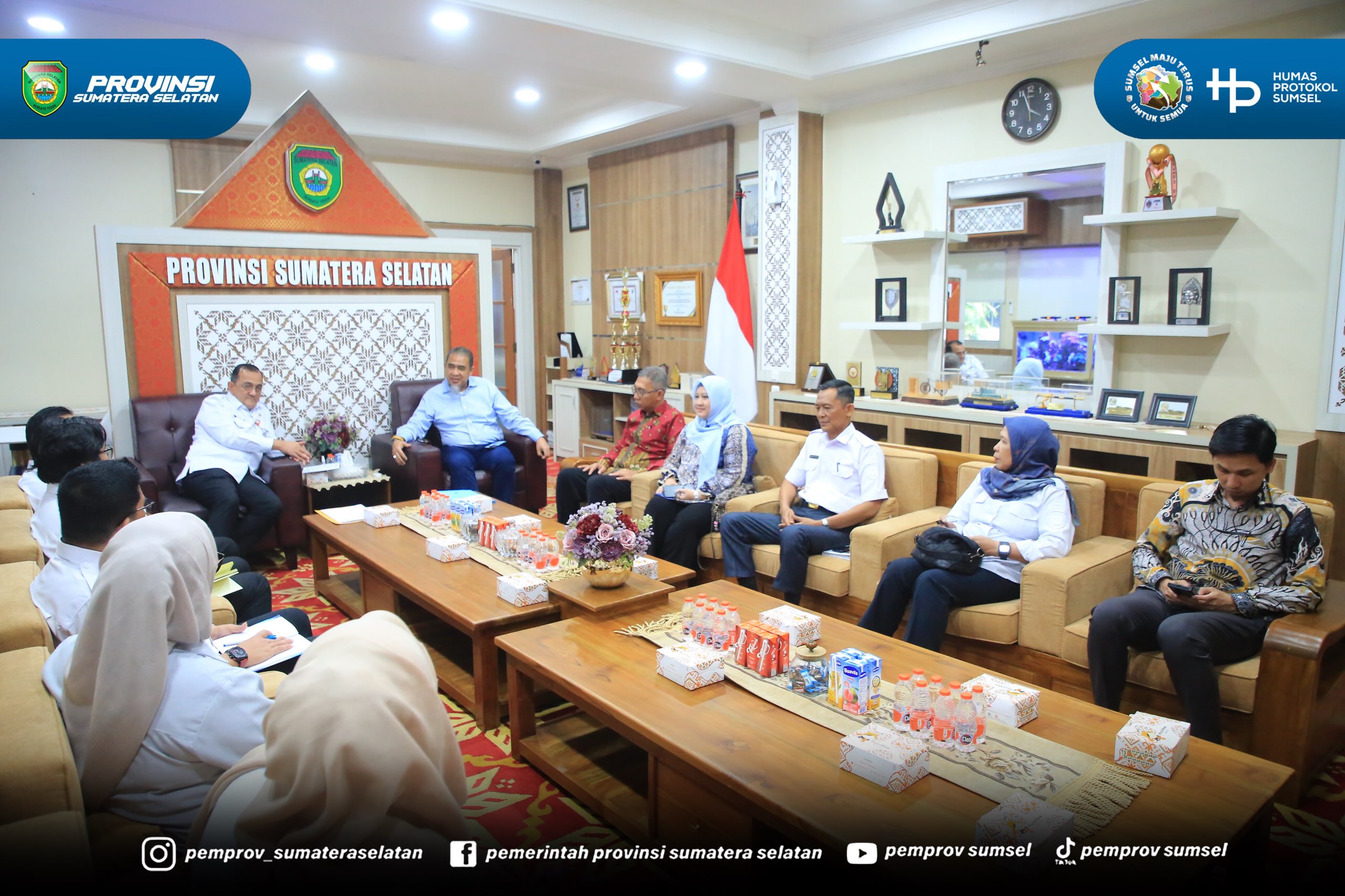 Sekretaris Daerah Pemerintah Provinsi Sumsel Dr. H. Edward Candra menerima DPP Ikatan Alumni SMA Negeri 2 Palembang di Ruang Kerjanya, Rabu (26/8/2026).