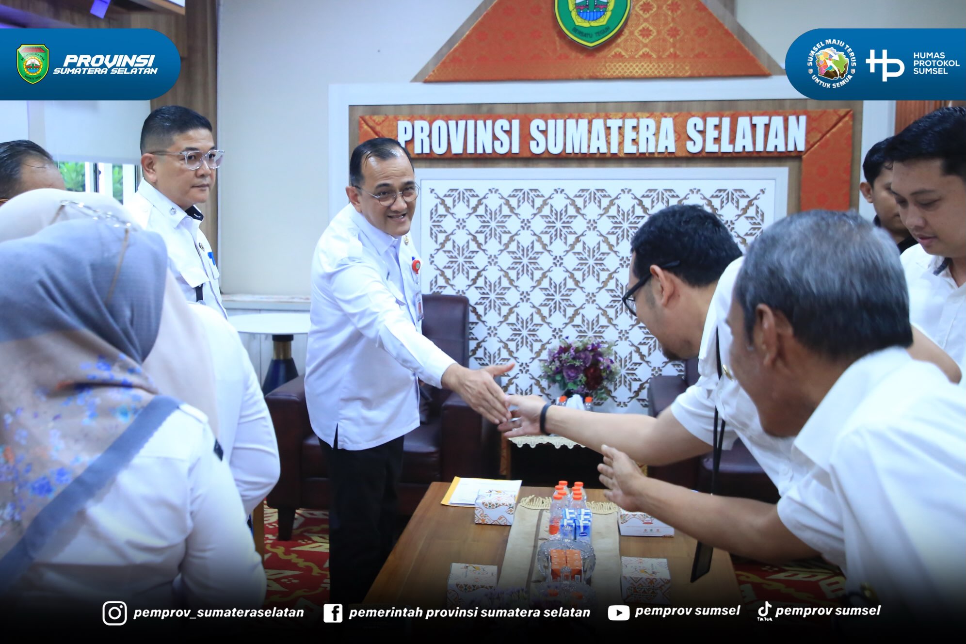 Sekretaris Daerah Pemerintah Provinsi Sumsel Dr. H. Edward Candra menerima pengelola Jakabaring Sport Center di Ruang Kerjanya, Rabu (26/8/2026)