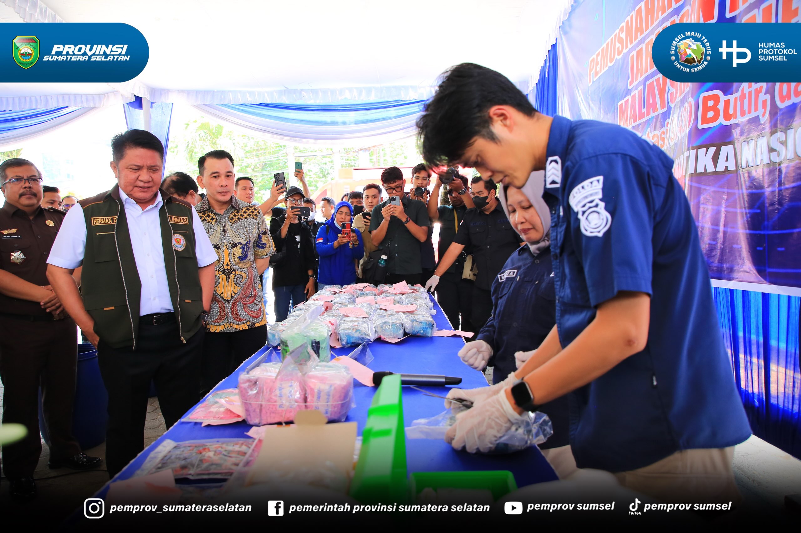 Palembang – Gubernur Sumatera Selatan (Sumsel) Dr. H. Herman Deru menekankan pentingnya memperkuat peran keluarga, masyarakat desa, tokoh agama, dan seluruh elemen masyarakat dalam upaya mencegah serta memutus mata rantai penyalahgunaan dan pereda...